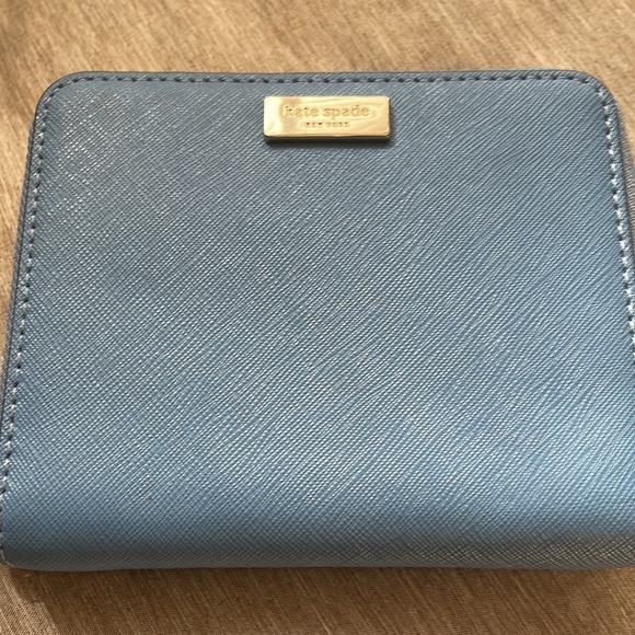 Kate Spade Blue Saffiano Leather Wallet Like New! - Picture 9 of 9